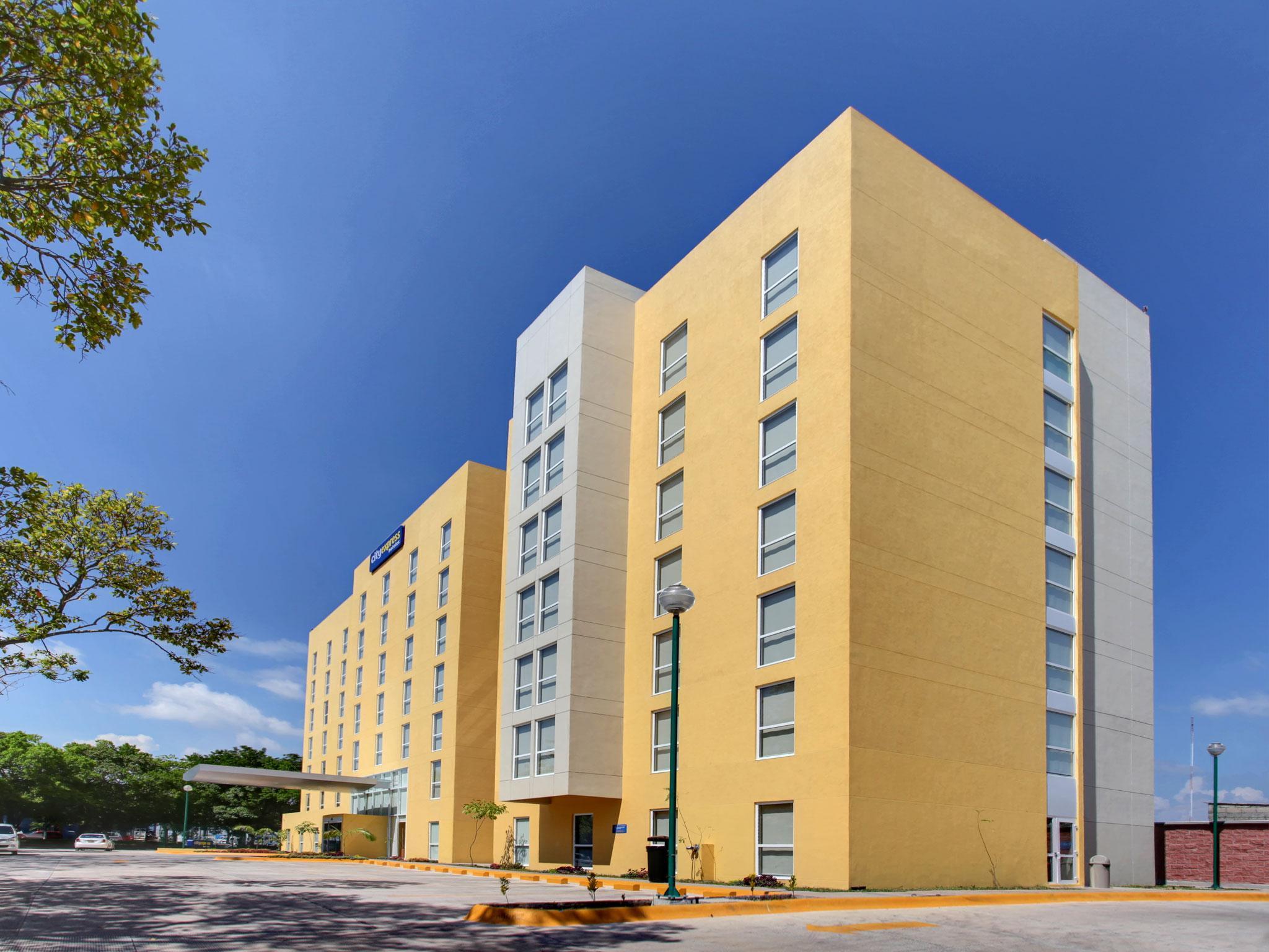 City Express Junior By Marriott Villahermosa Bagian luar foto