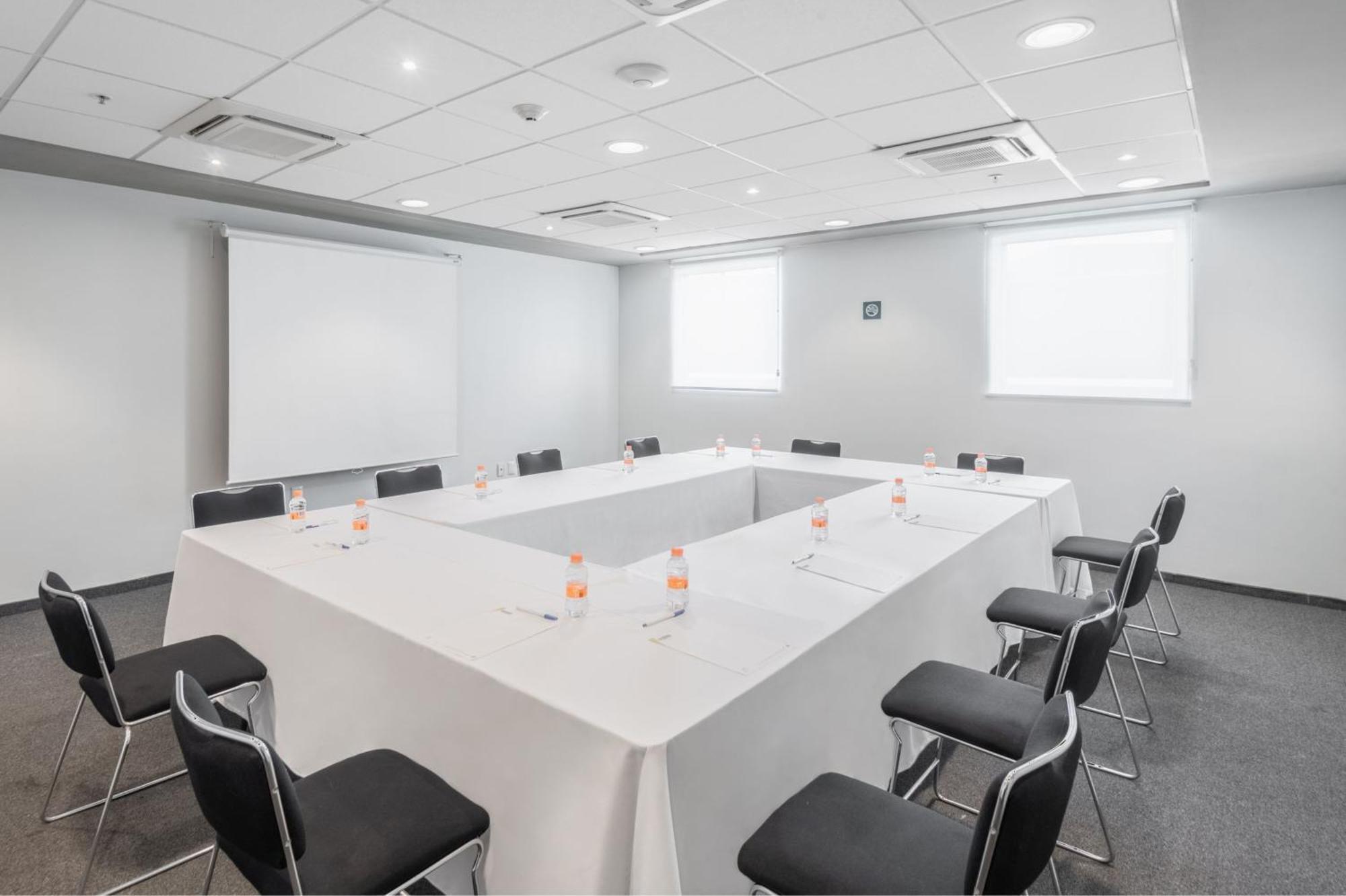 City Express Junior By Marriott Villahermosa Bagian luar foto