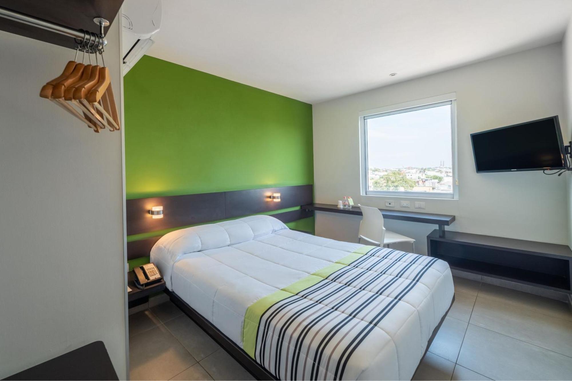 City Express Junior By Marriott Villahermosa Bagian luar foto