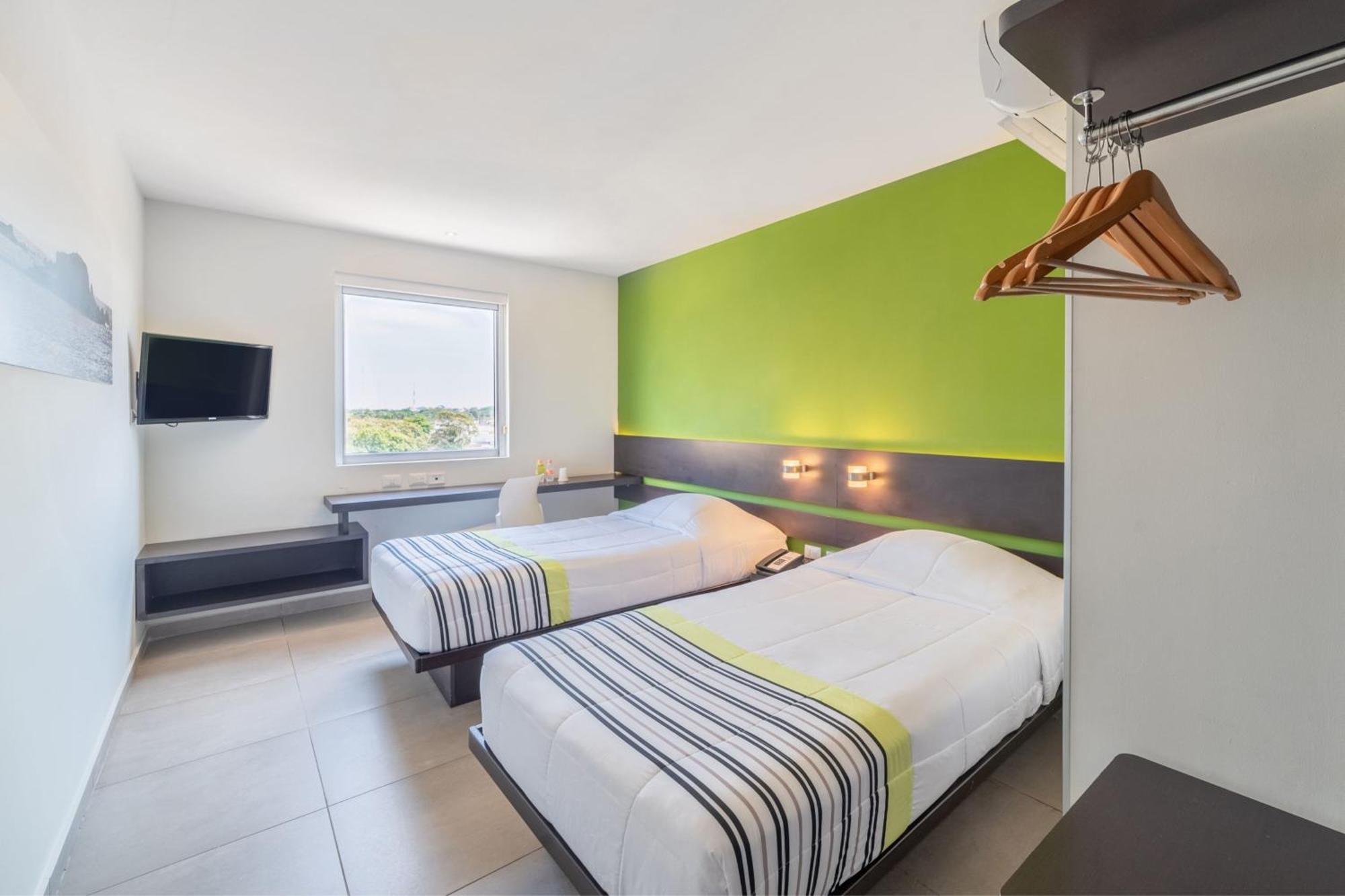 City Express Junior By Marriott Villahermosa Bagian luar foto