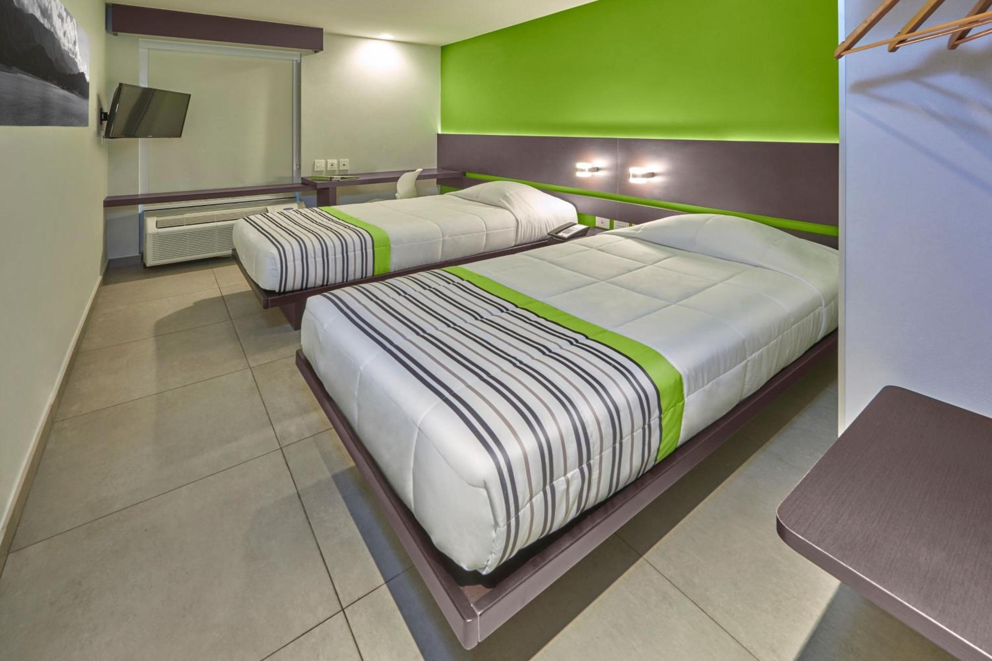 City Express Junior By Marriott Villahermosa Bagian luar foto